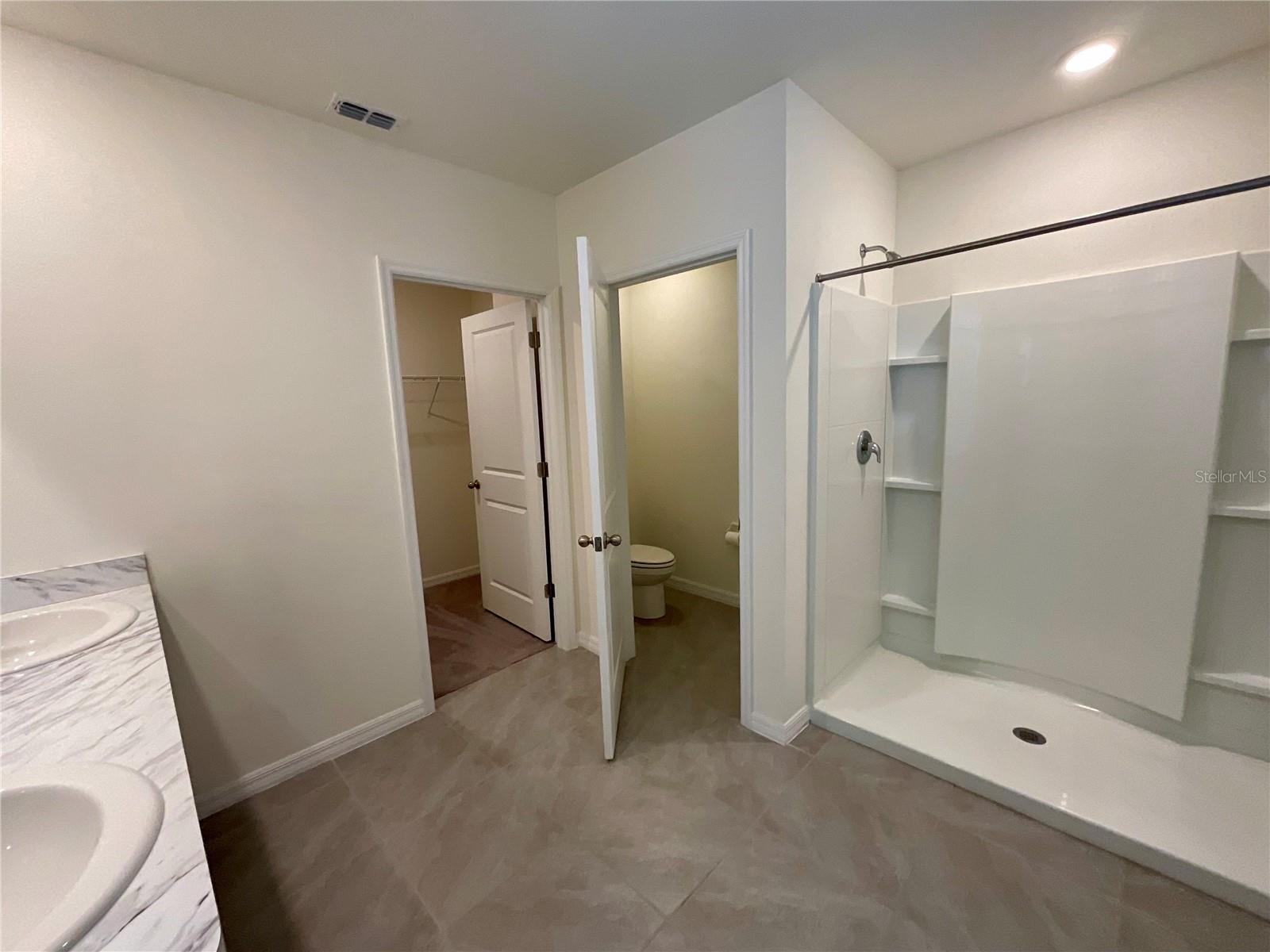 AVALON PARK WEST - Residential