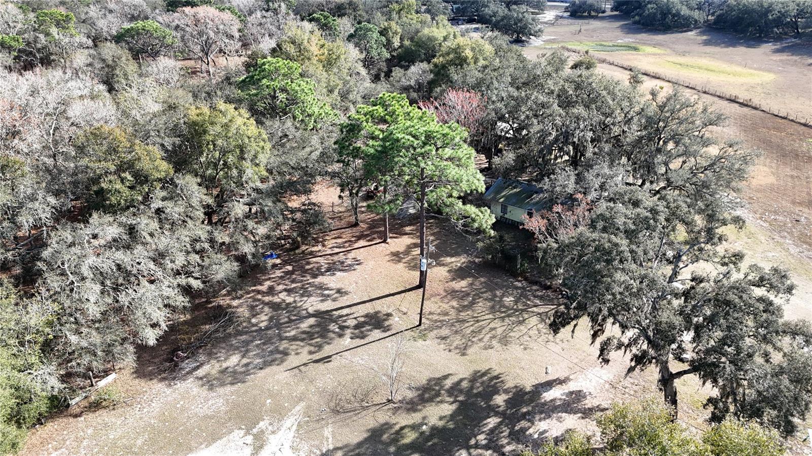 SHERWOOD FOREST UNREC - Land