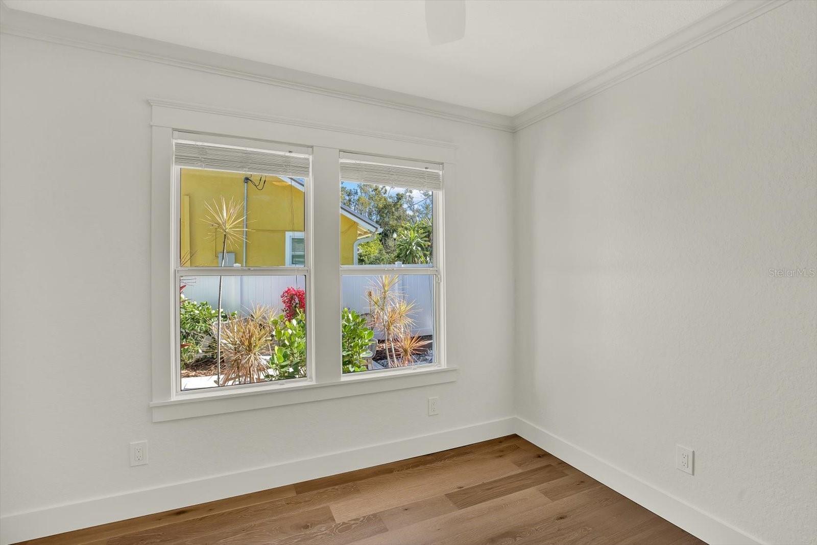 ROUSLYNN - Residential