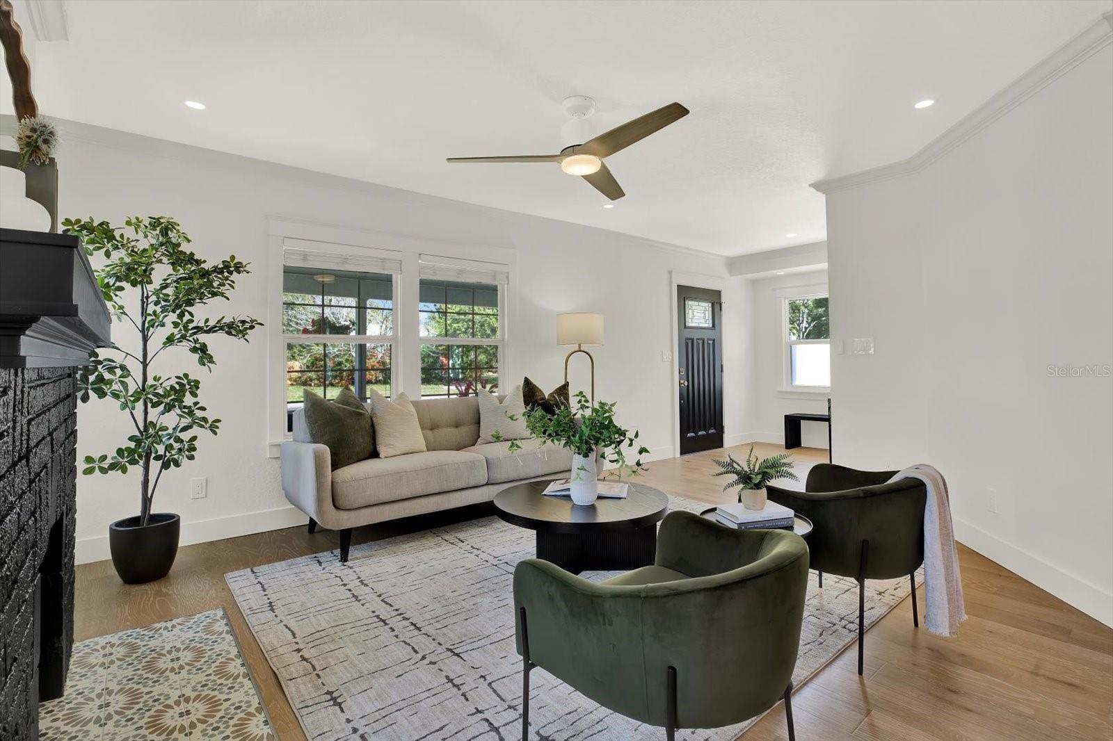 ROUSLYNN - Residential