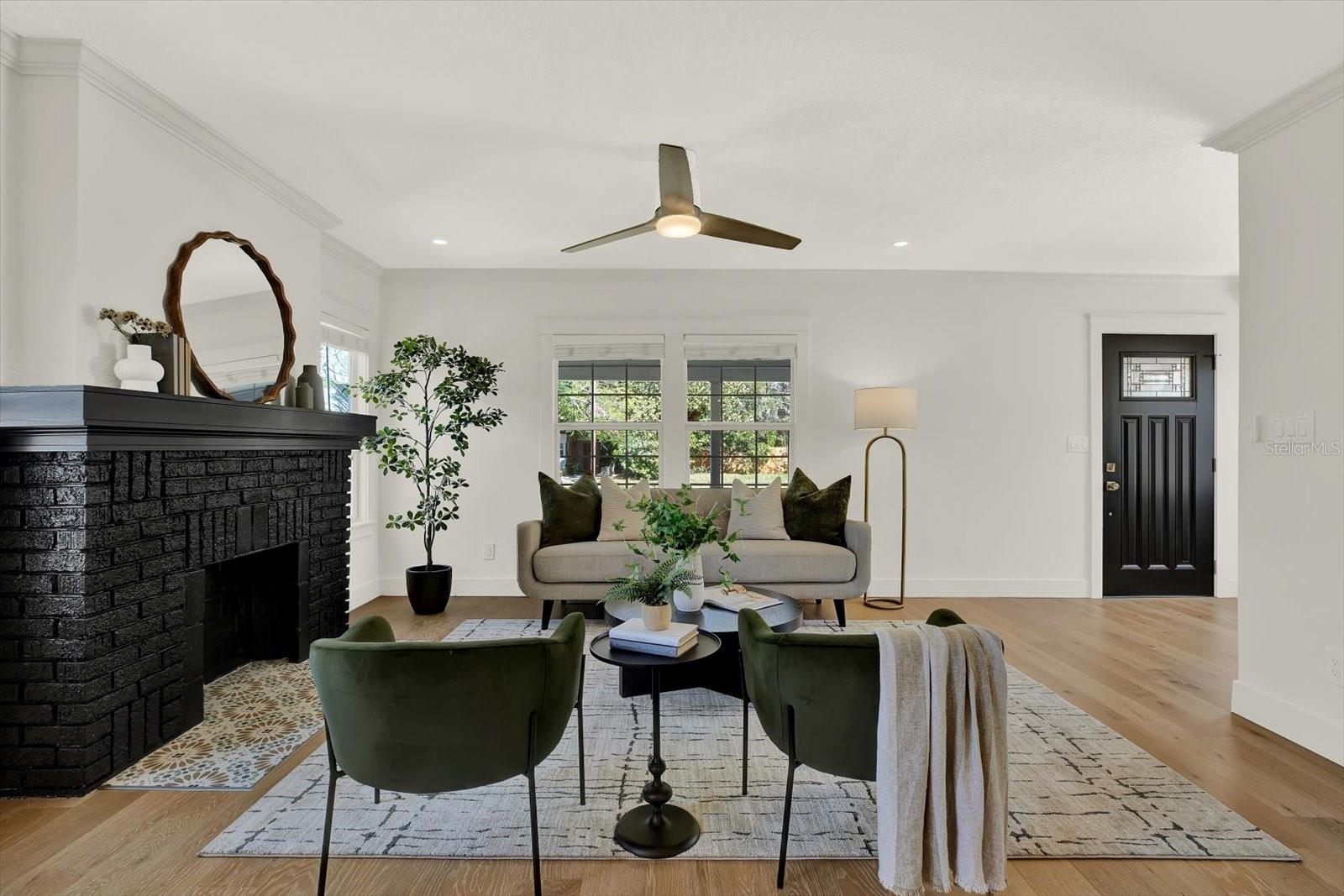 ROUSLYNN - Residential