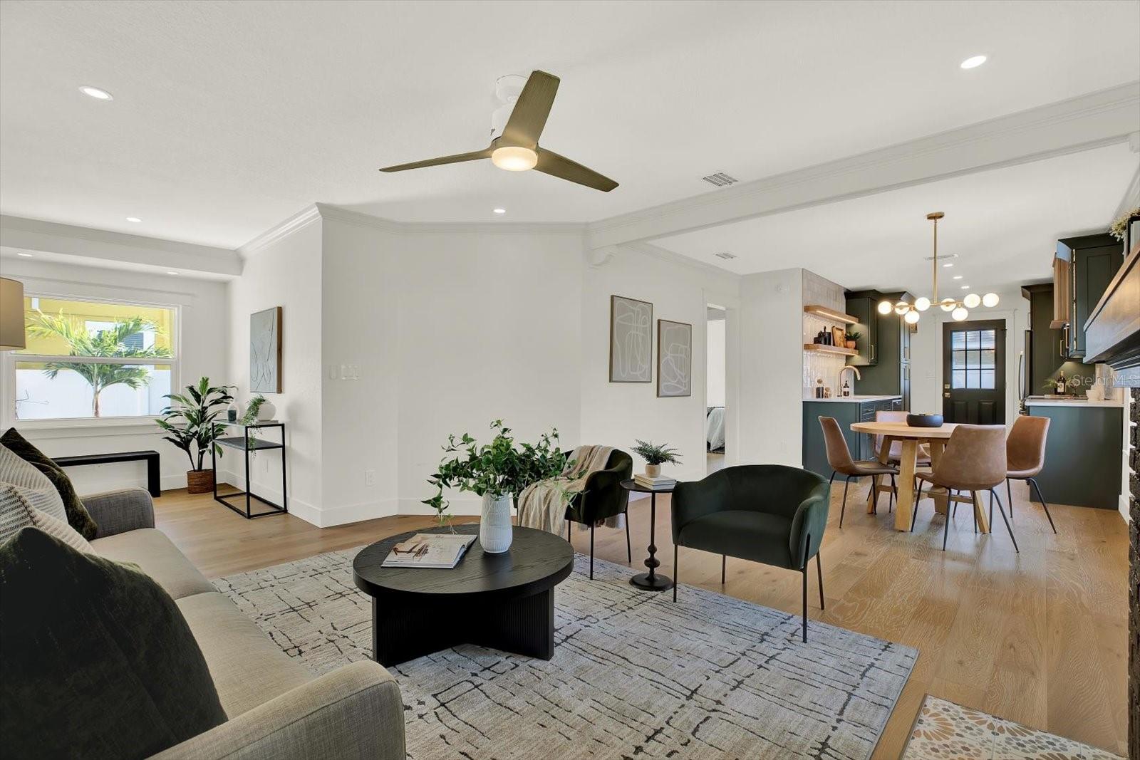 ROUSLYNN - Residential