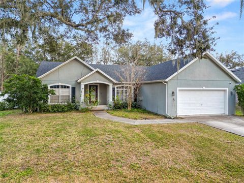 A home in LAKELAND