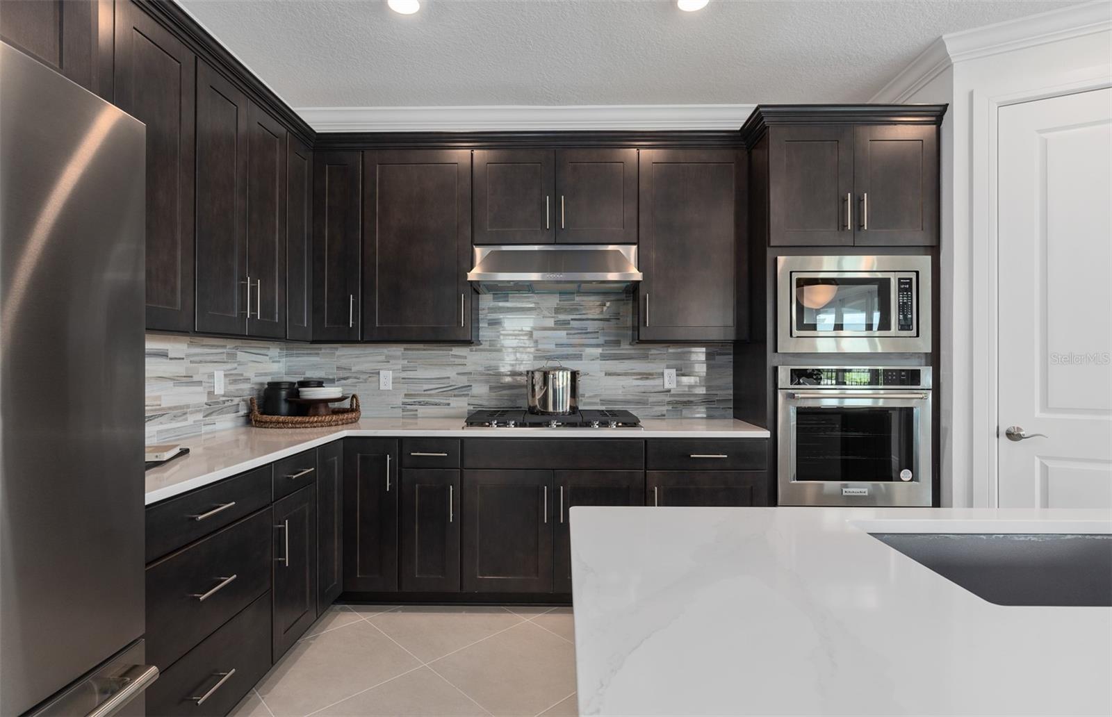 2757 REDBLUSH TERRACE