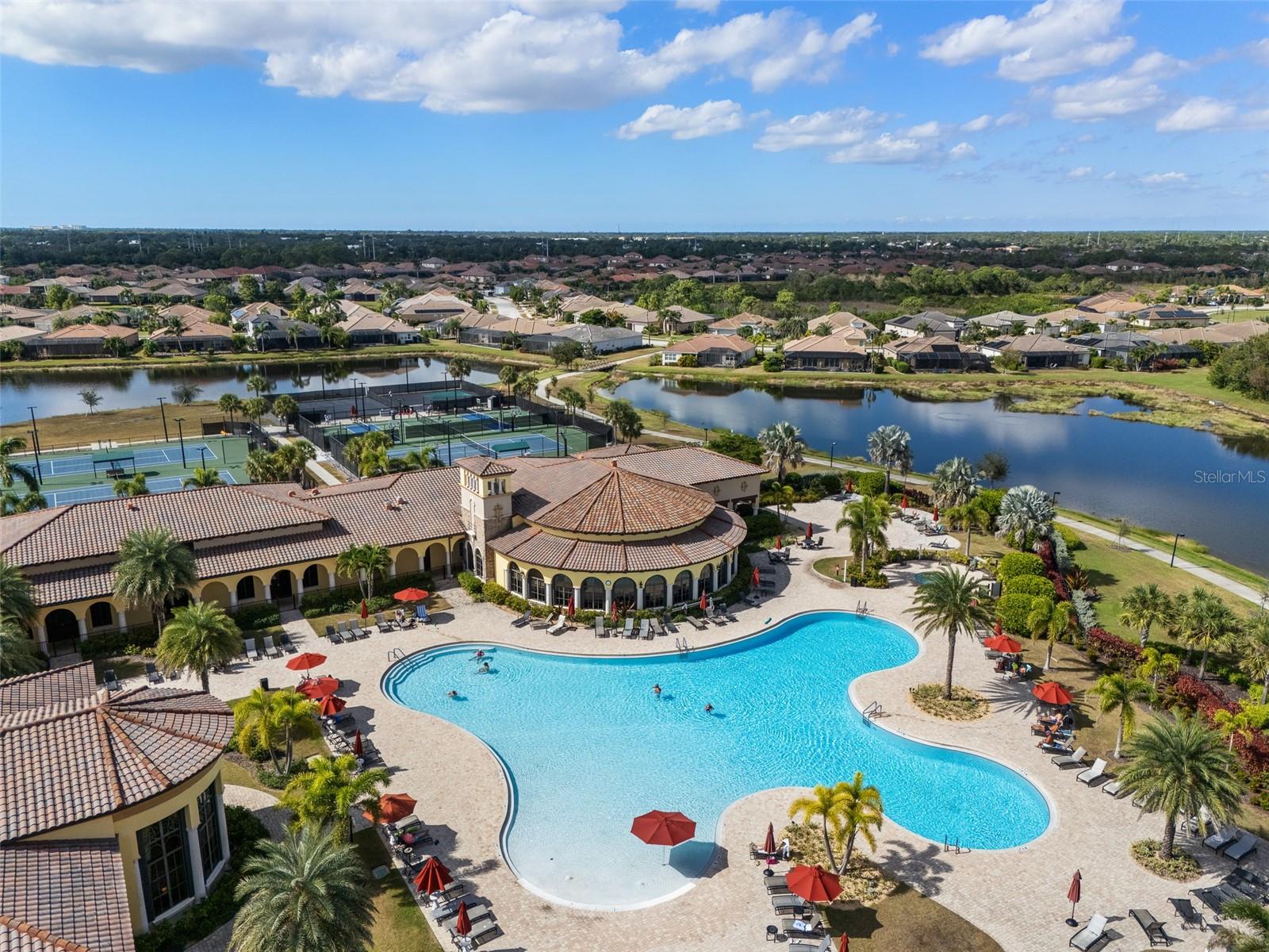 GRAN PARADISO PH 1 - Residential