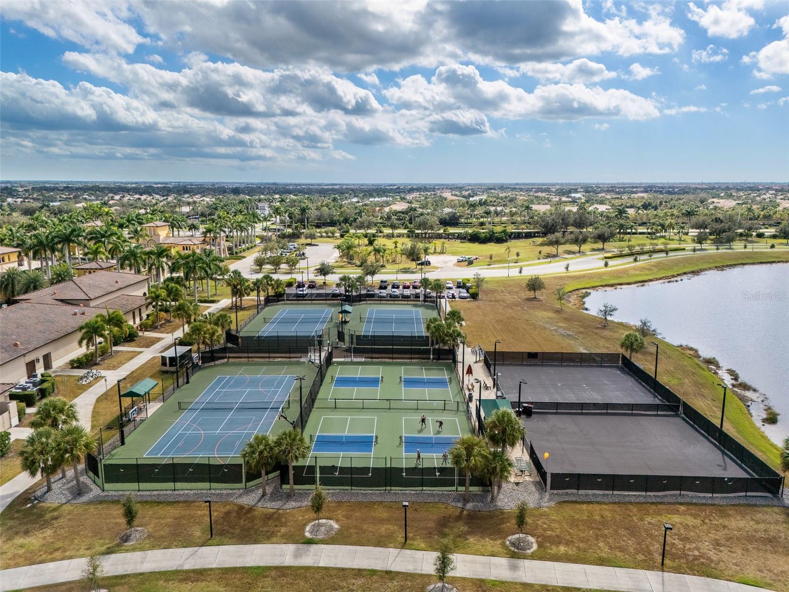 GRAN PARADISO PH 1 - Residential