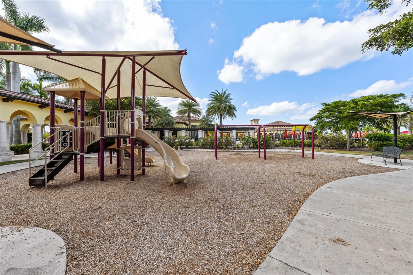 GRAN PARADISO PH 1 - Residential