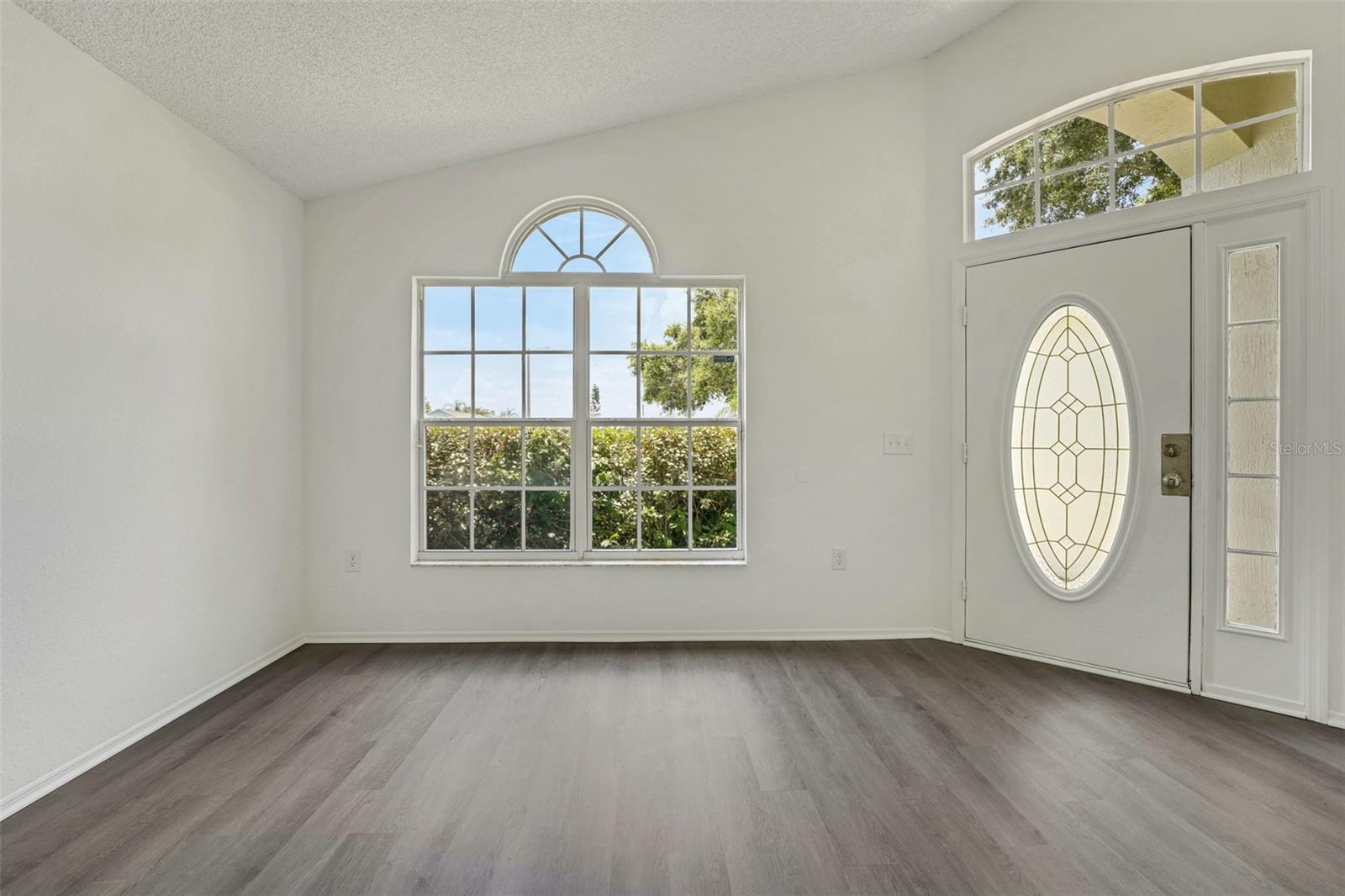 529 TERRANOVA CIRCLE
