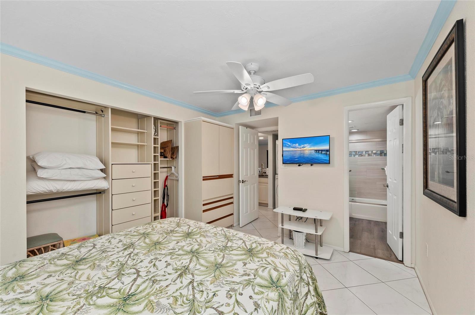 MIDNIGHT COVE PH 1 & 2 - Residential