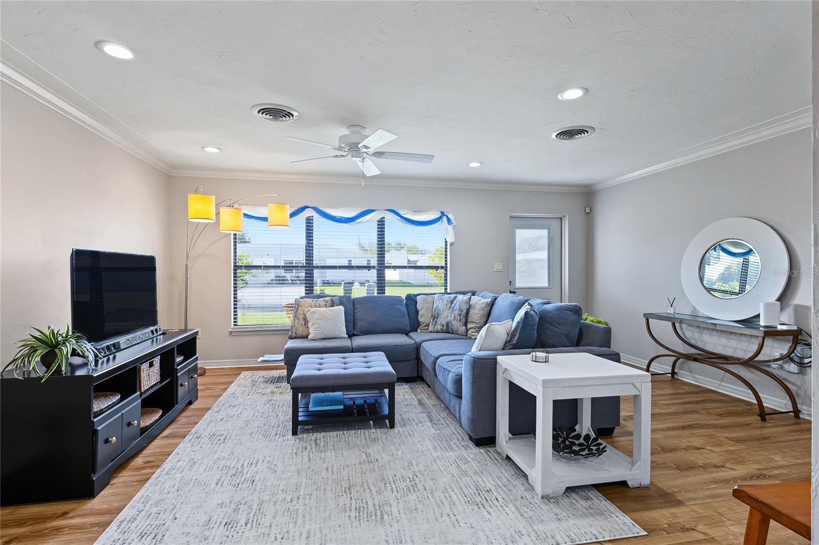 3013 JENNINGS DRIVE