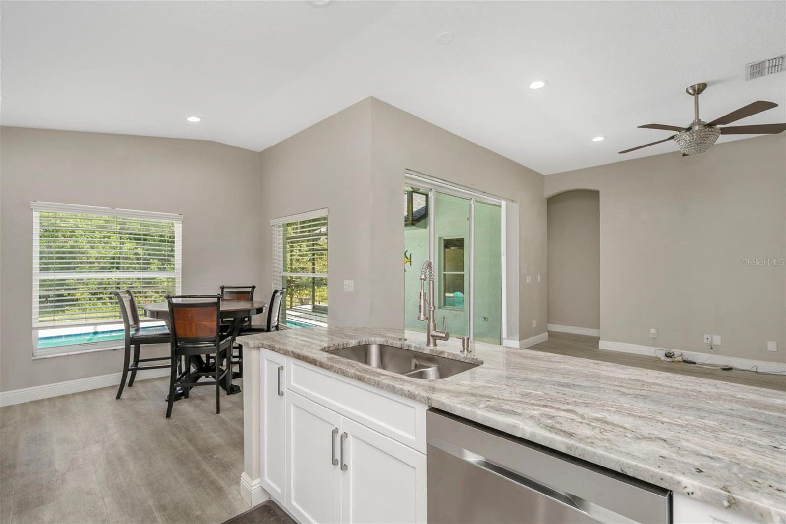 FOUNTAINS AT CYPRESS LAKES II-B THE - Residential