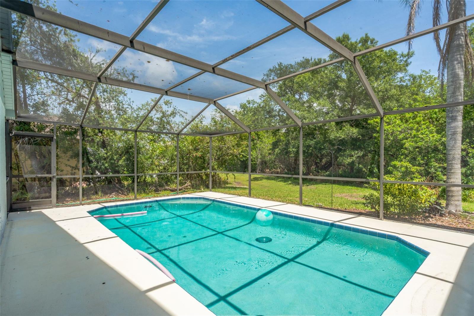 FOUNTAINS AT CYPRESS LAKES II-B THE - Residential