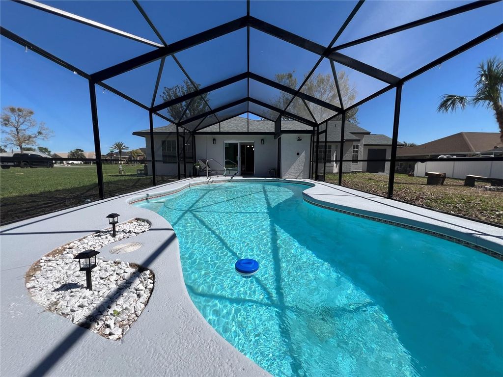 Photo of 10 Hickory Loop, Ocala, FL 34472 (MLS # S5146085)