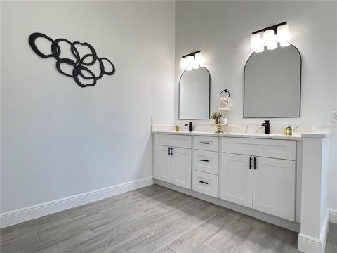 Tiny photo for 10 Hickory Loop, Ocala, FL 34472 (MLS # S5146085)