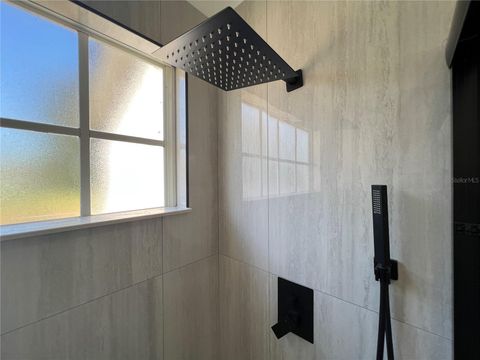 Tiny photo for 10 Hickory Loop, Ocala, FL 34472 (MLS # S5146085)