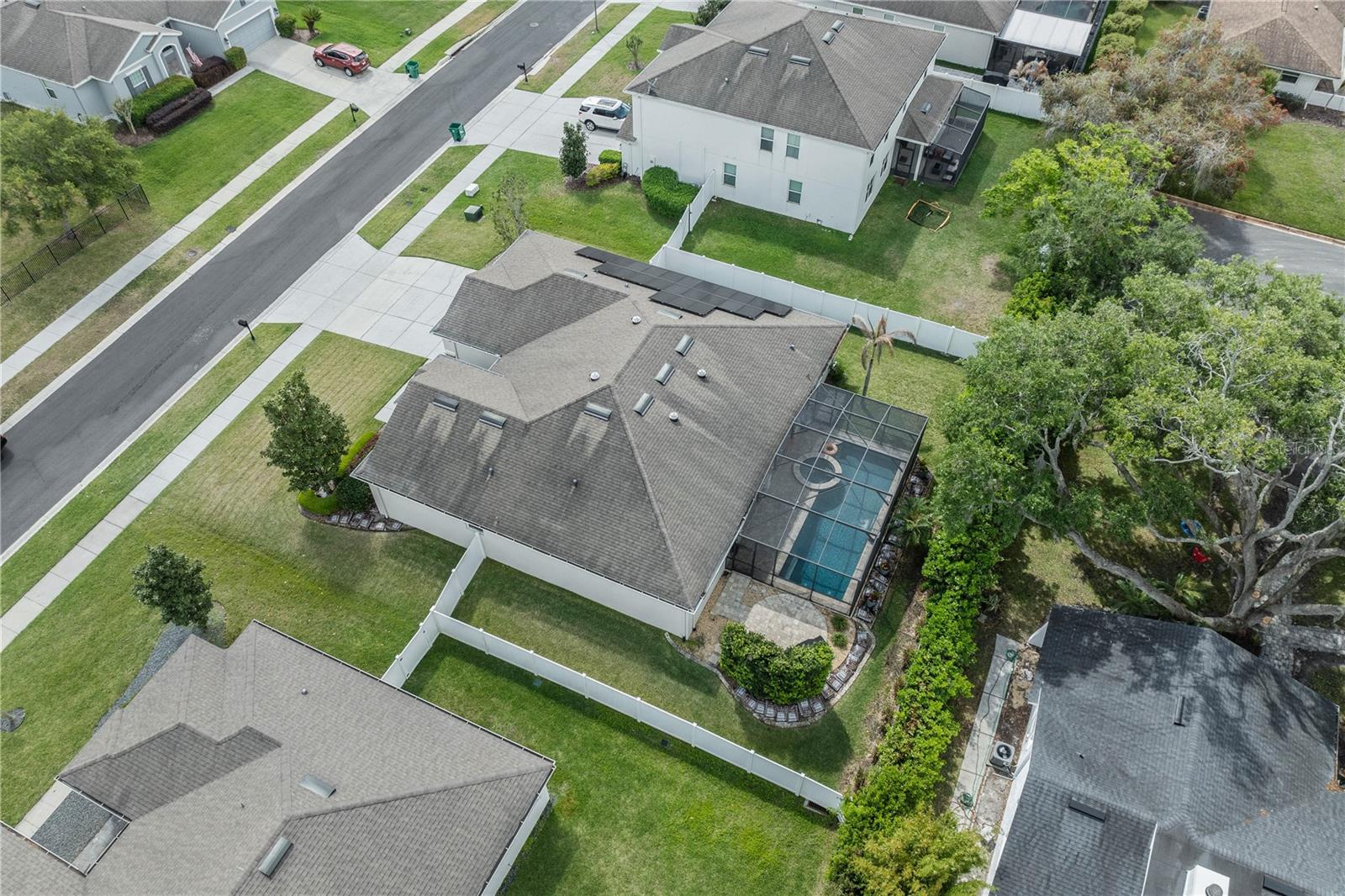 LAKE COVE POINTE PH 2 - Residential