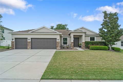 Property photo of 615 Lake Cove Pointe Circle, Winter Garden, FL 34787