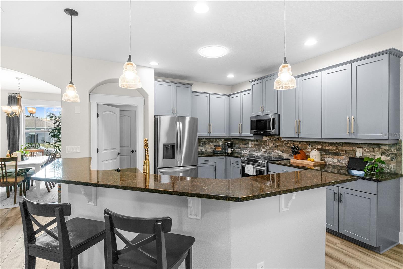 LAKE COVE POINTE PH 2 - Residential