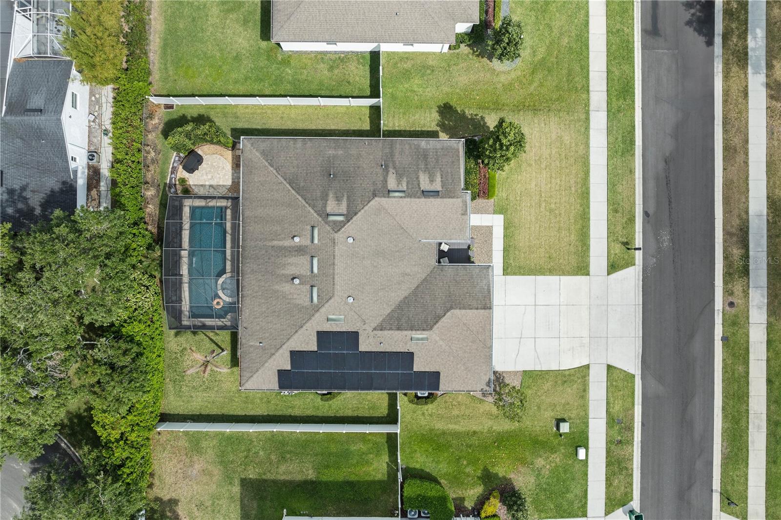 LAKE COVE POINTE PH 2 - Residential