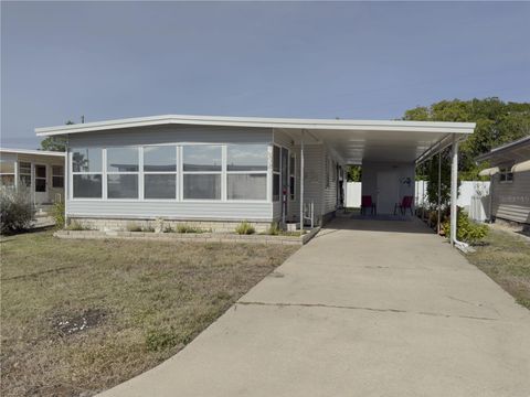 Photo of 539 Mount Piney Avenue NE #689, St Petersburg, FL 33702 (MLS # TB8454370)