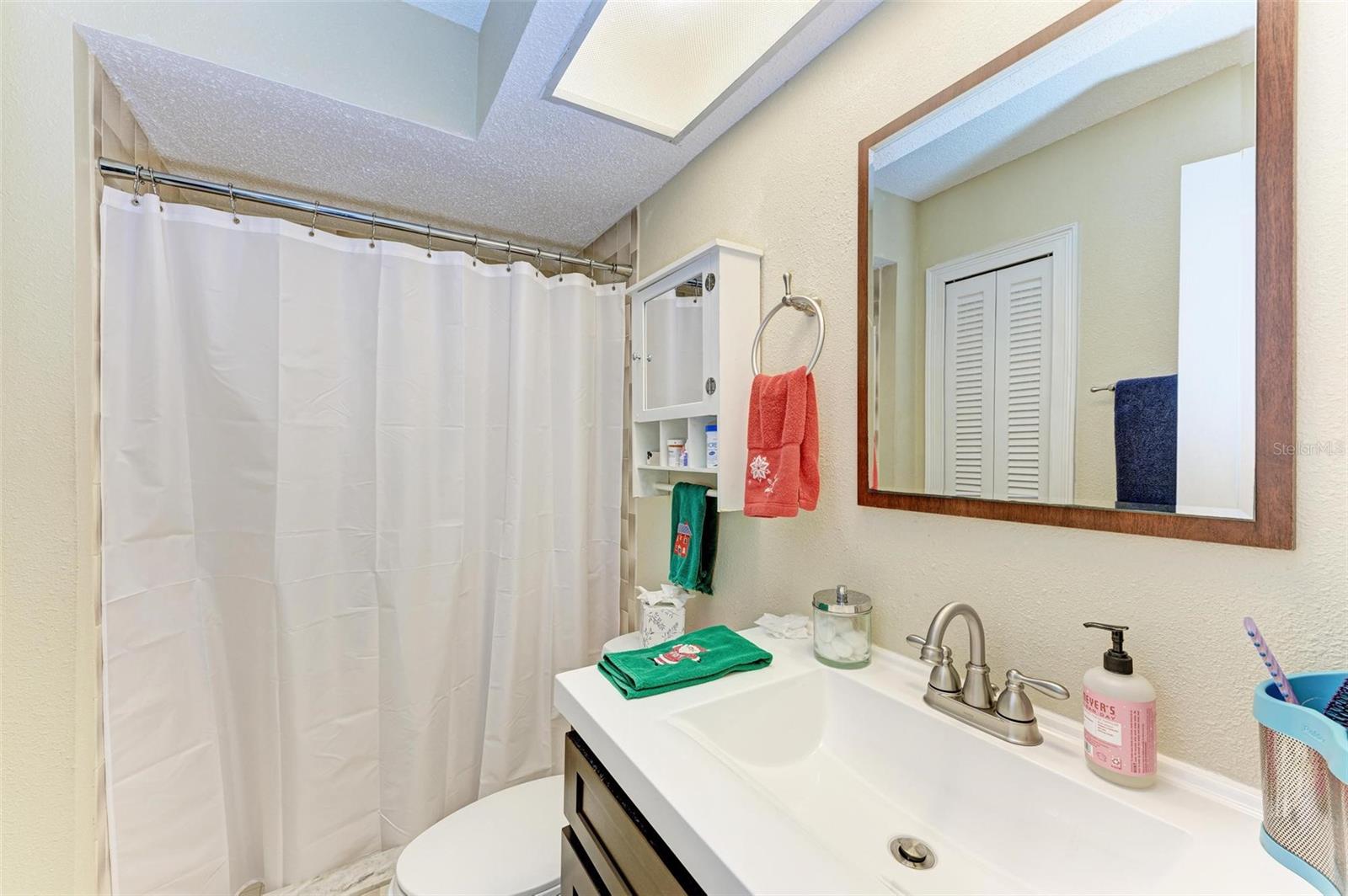 JEFFERSON PINES II - Residential