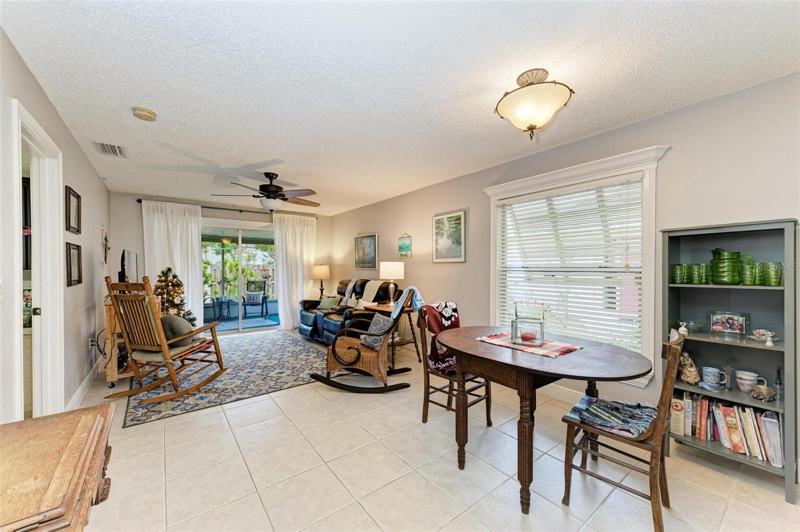 JEFFERSON PINES II - Residential