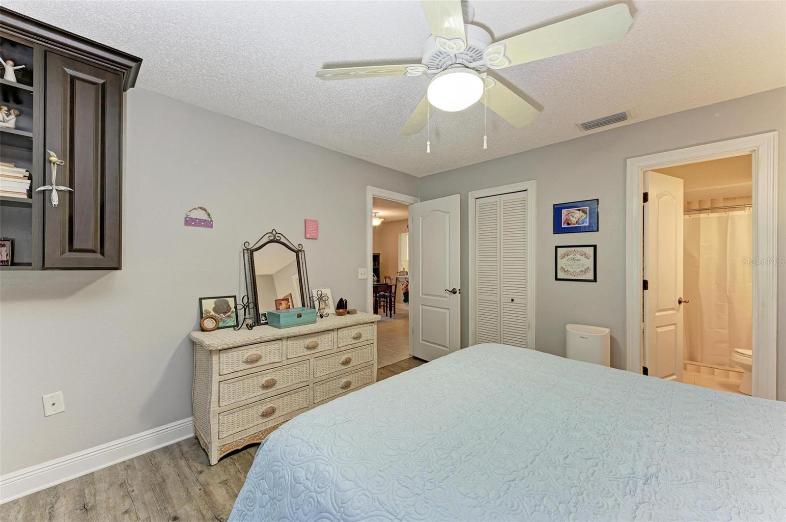 JEFFERSON PINES II - Residential