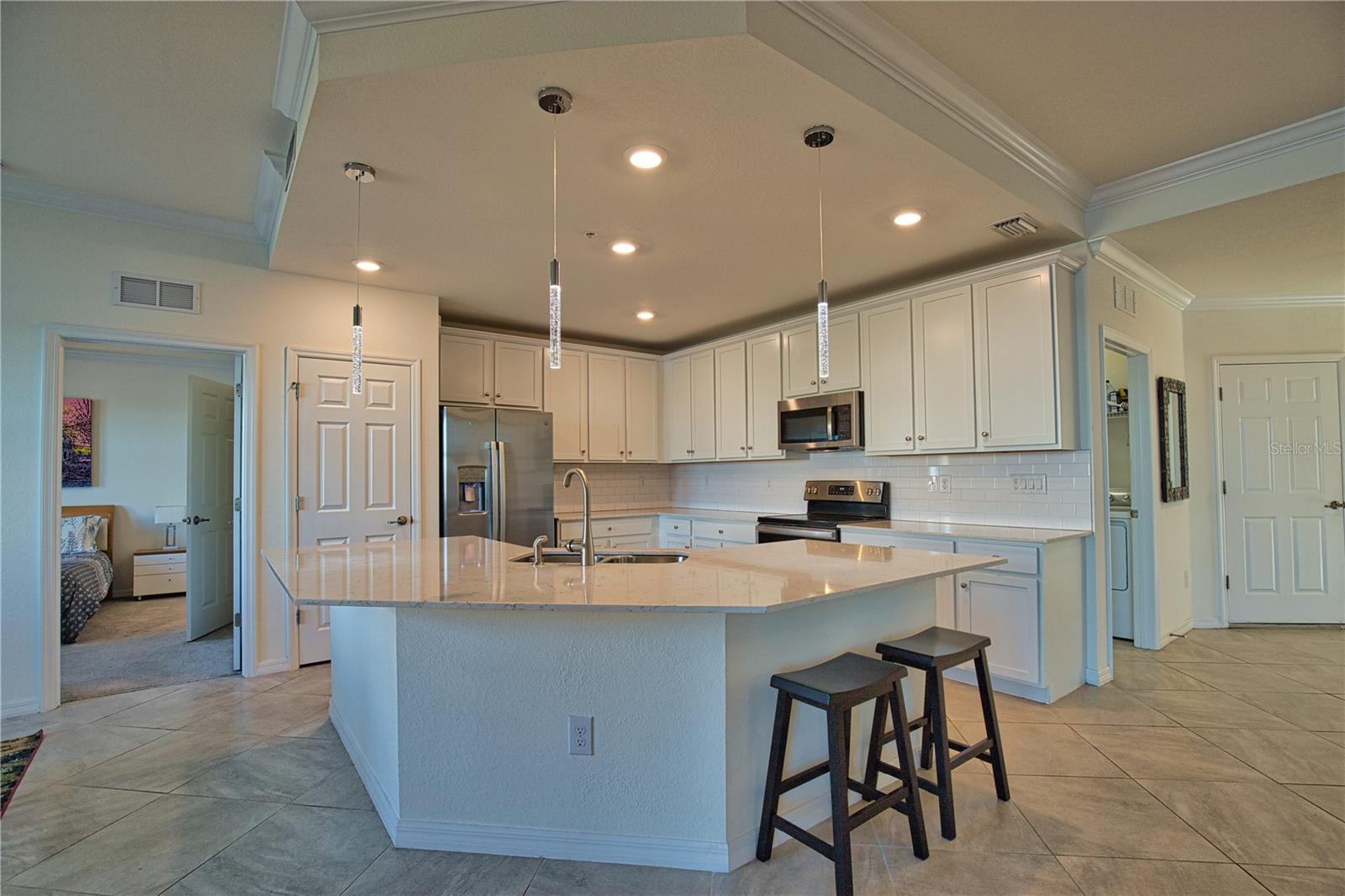 SARASOTA NATIONAL - Residential