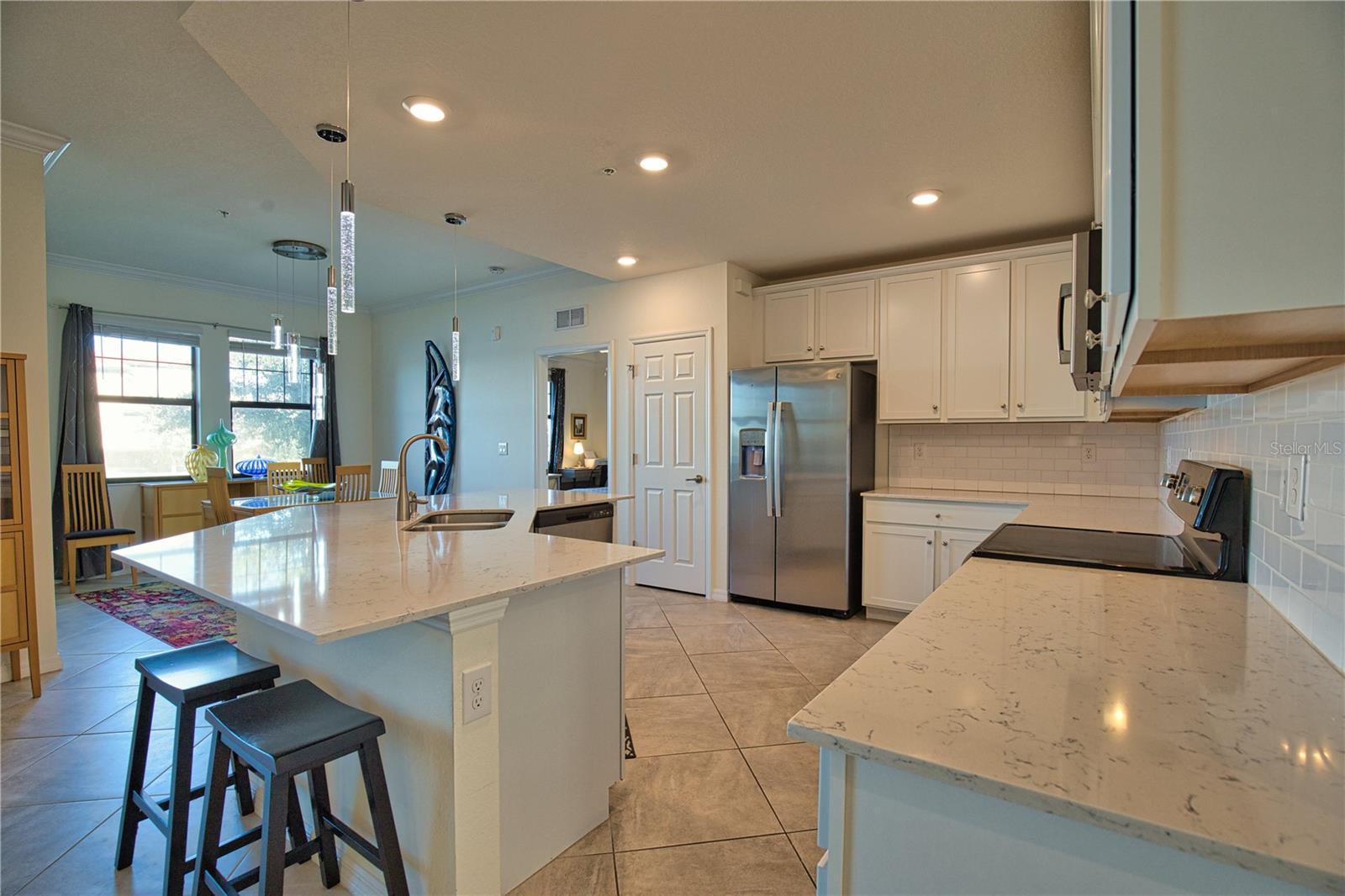 SARASOTA NATIONAL - Residential