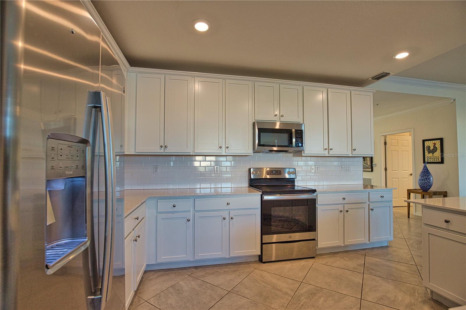 SARASOTA NATIONAL - Residential