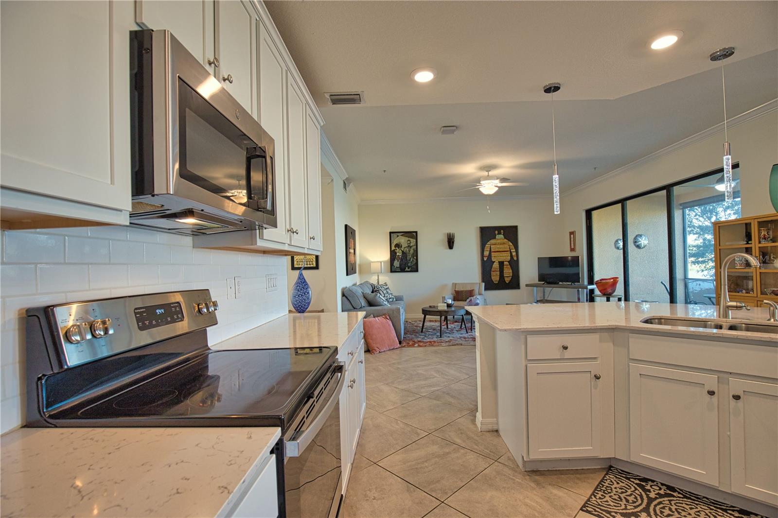 SARASOTA NATIONAL - Residential