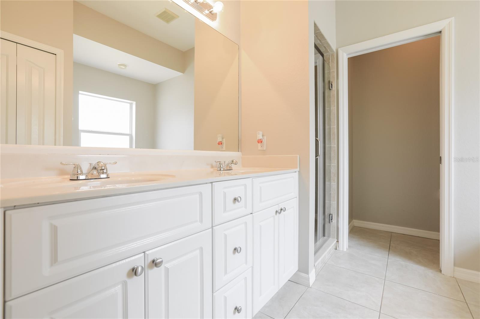 PORT CHARLOTTE SUB 06 - Residential Lease