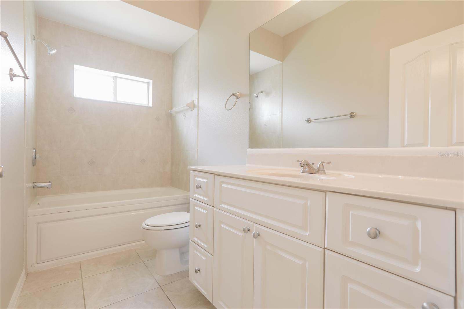 PORT CHARLOTTE SUB 06 - Residential Lease