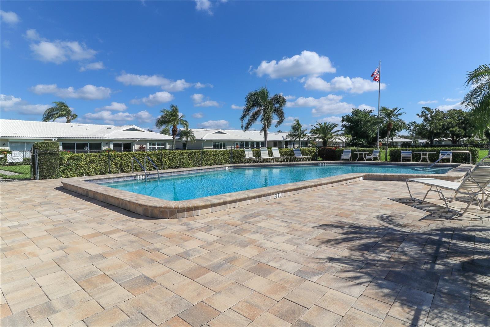 VILLAGE GREEN OF BRADENTON - Residential
