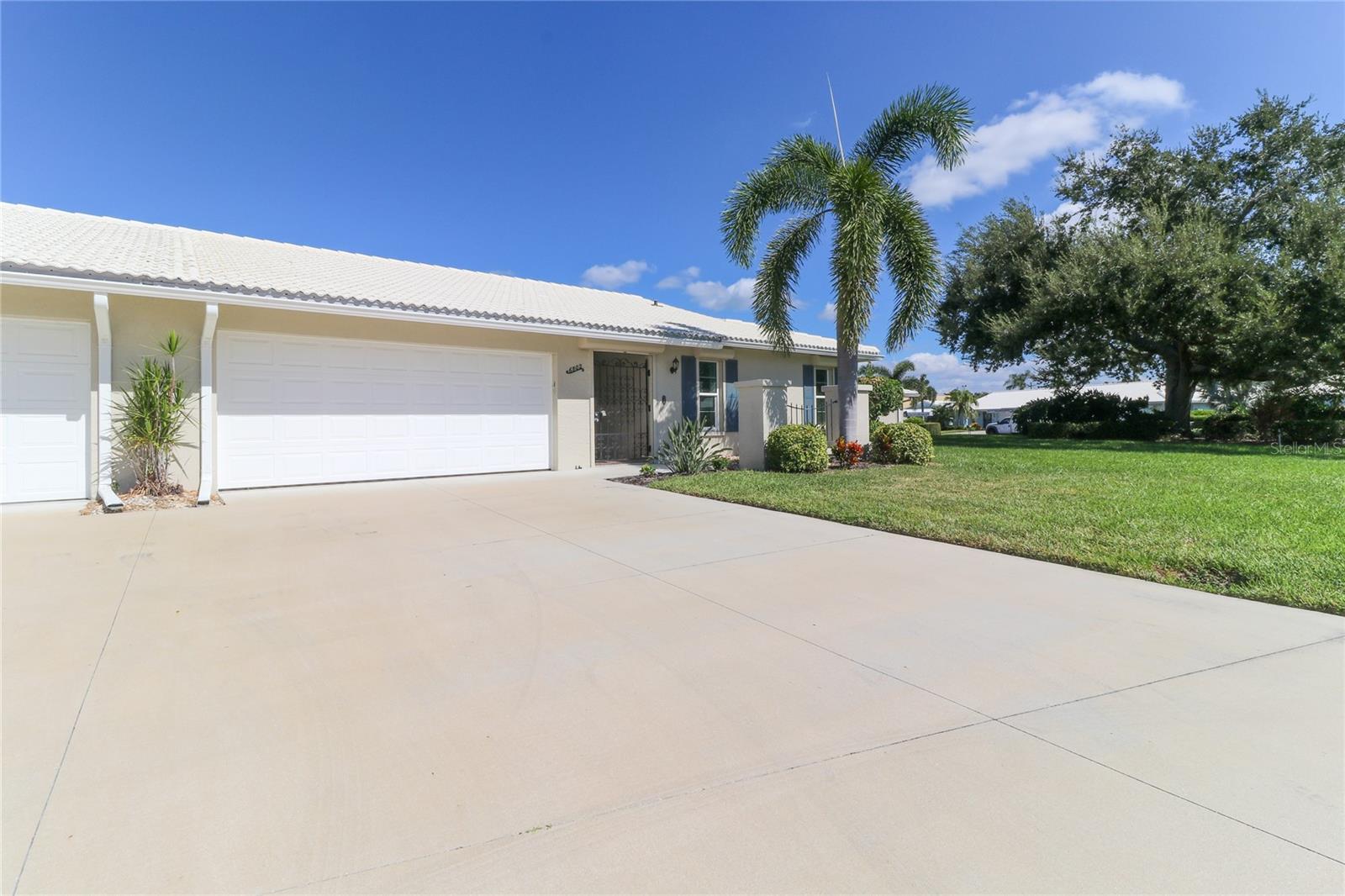 VILLAGE GREEN OF BRADENTON - Residential