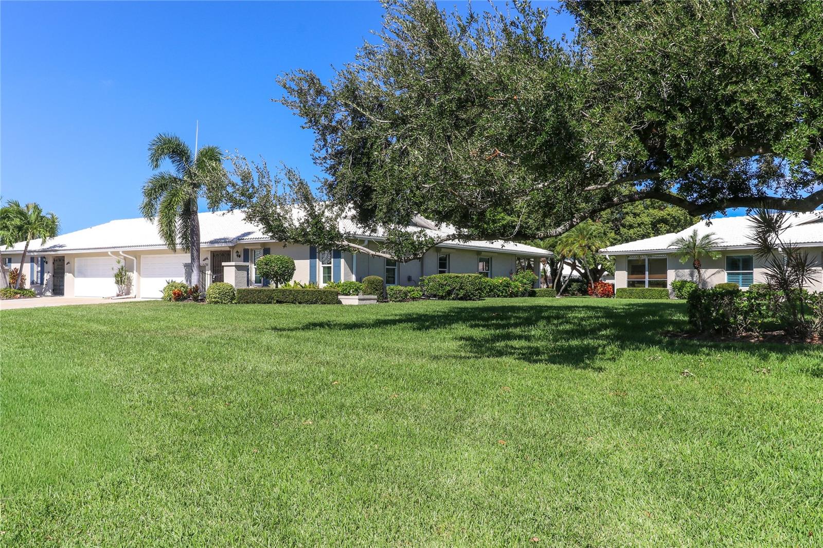 VILLAGE GREEN OF BRADENTON - Residential