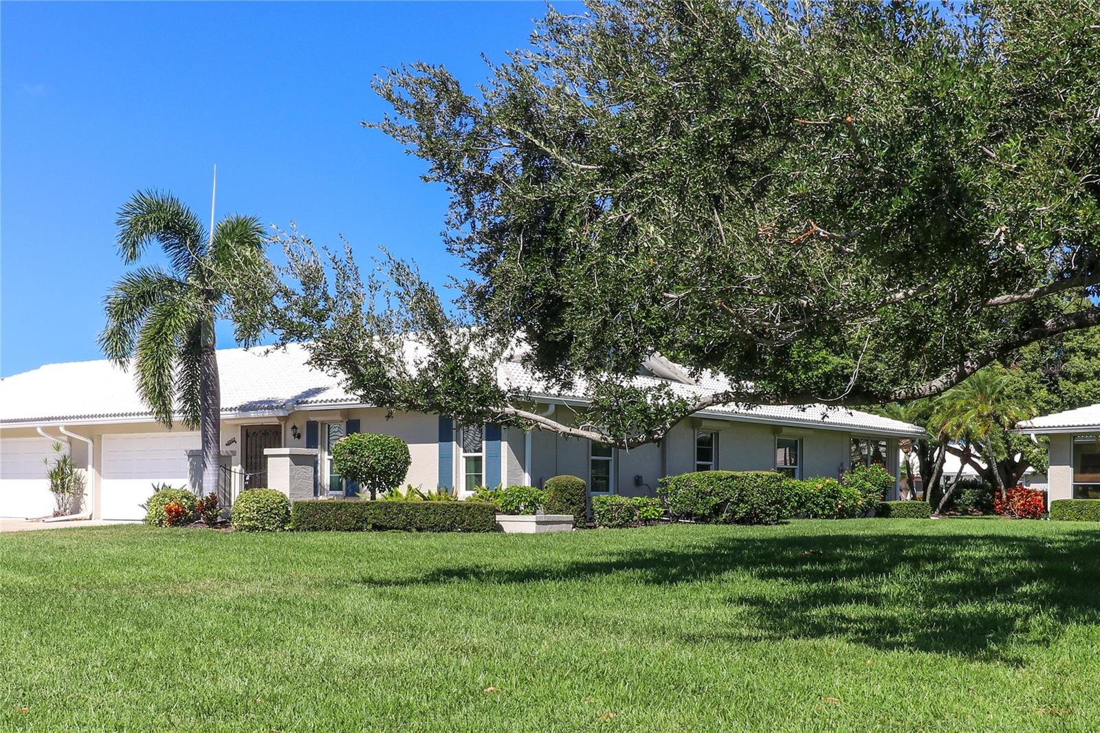 VILLAGE GREEN OF BRADENTON - Residential