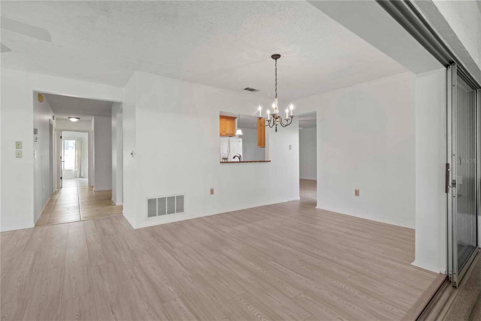 VILLAGE GREEN OF BRADENTON - Residential