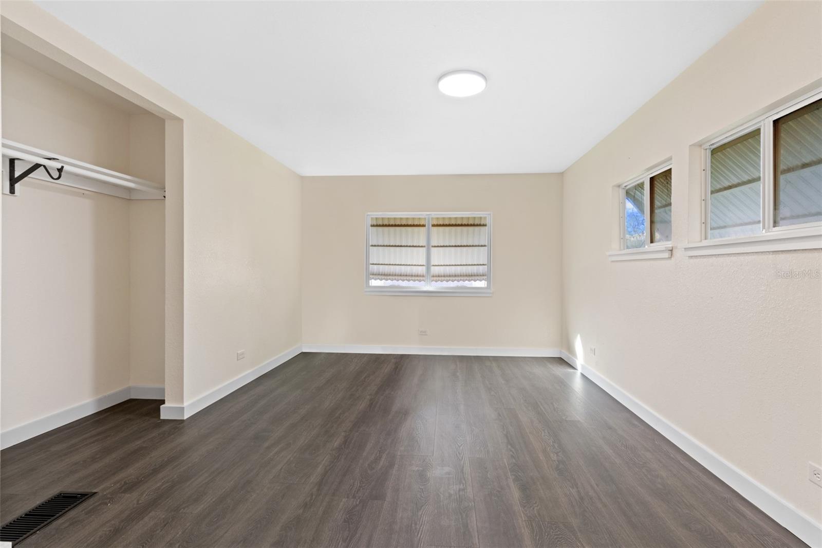 TRAVELERS REST - Residential