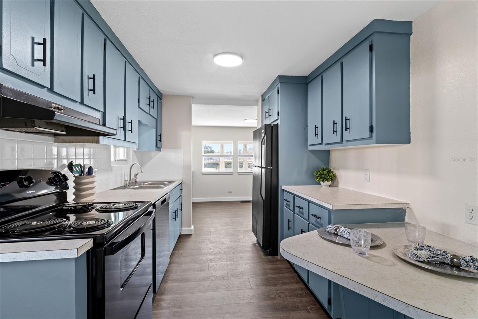 TRAVELERS REST - Residential