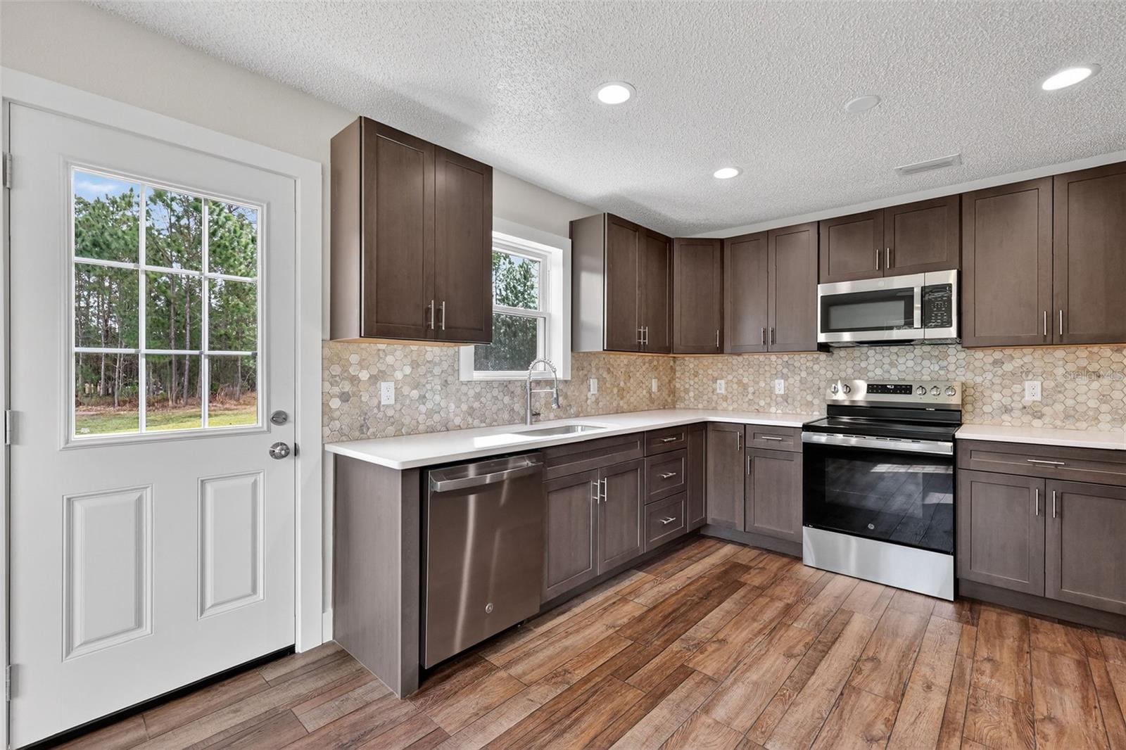 LUNGREN UNREC - Residential