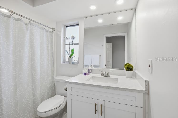 FOREST LAKES - Residential