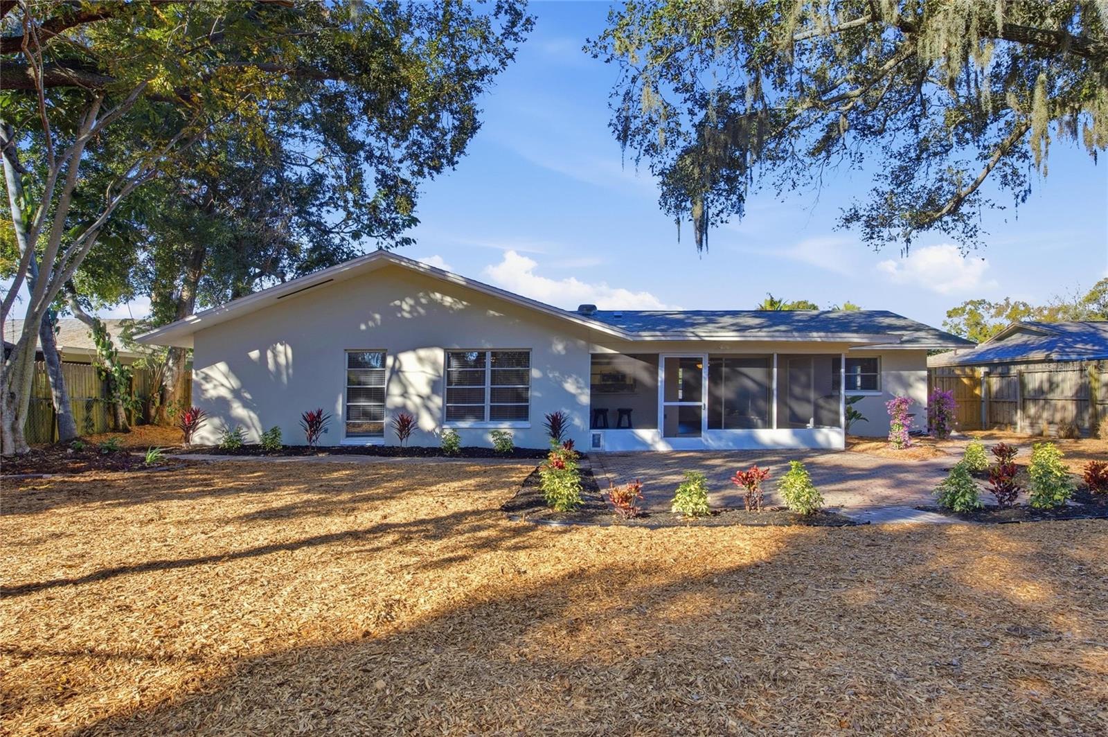 FOREST LAKES - Residential