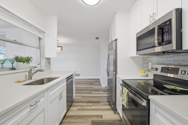 FOREST LAKES - Residential