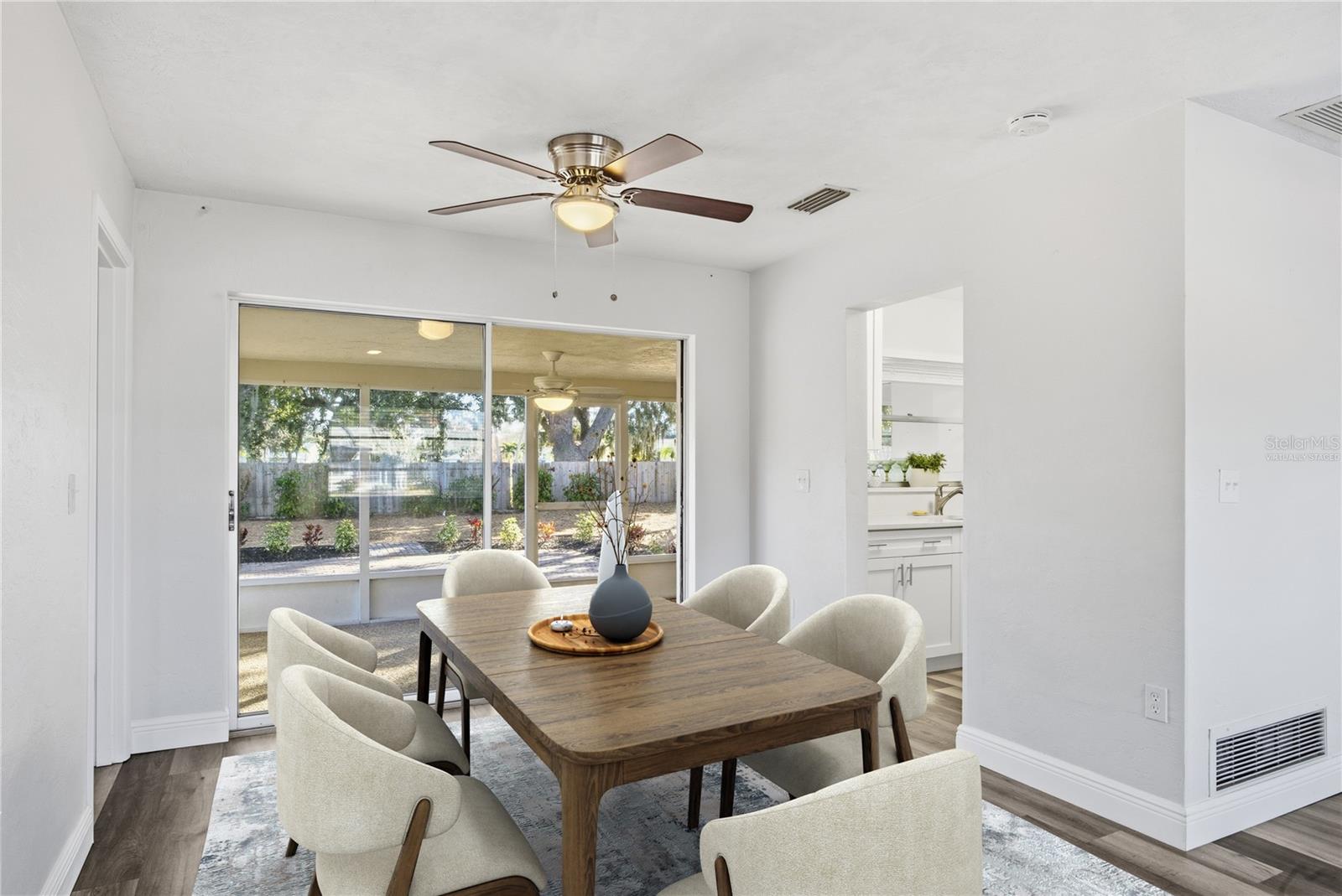 FOREST LAKES - Residential