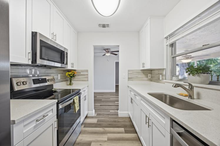 FOREST LAKES - Residential