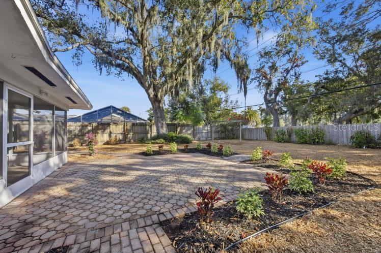 FOREST LAKES - Residential