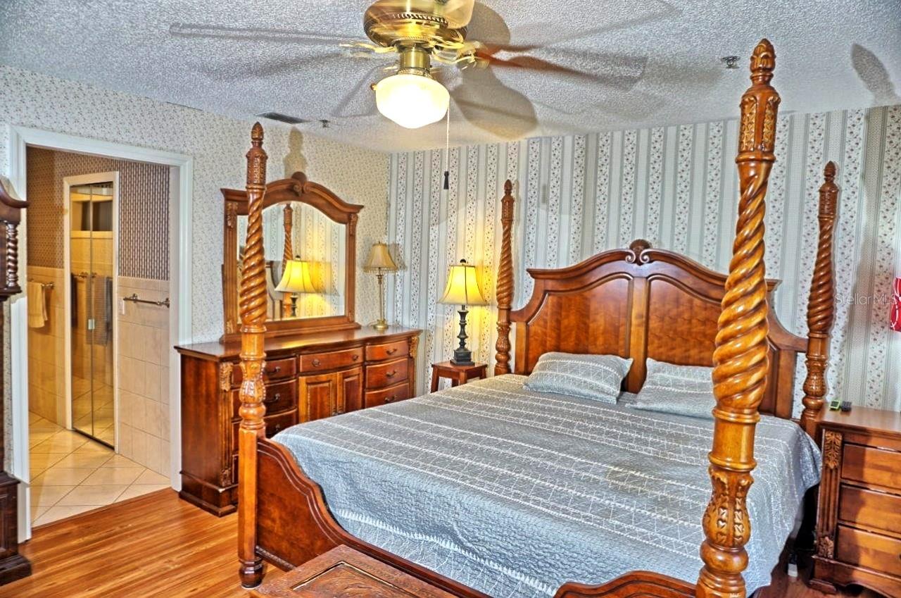 PARADISE LAKES CONDO - Residential