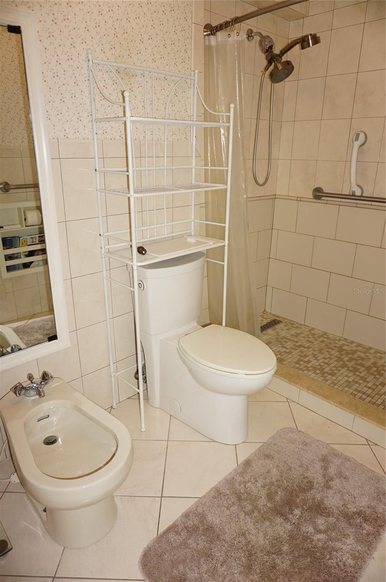 PARADISE LAKES CONDO - Residential