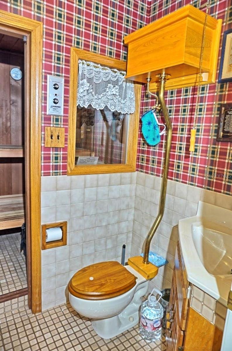 PARADISE LAKES CONDO - Residential